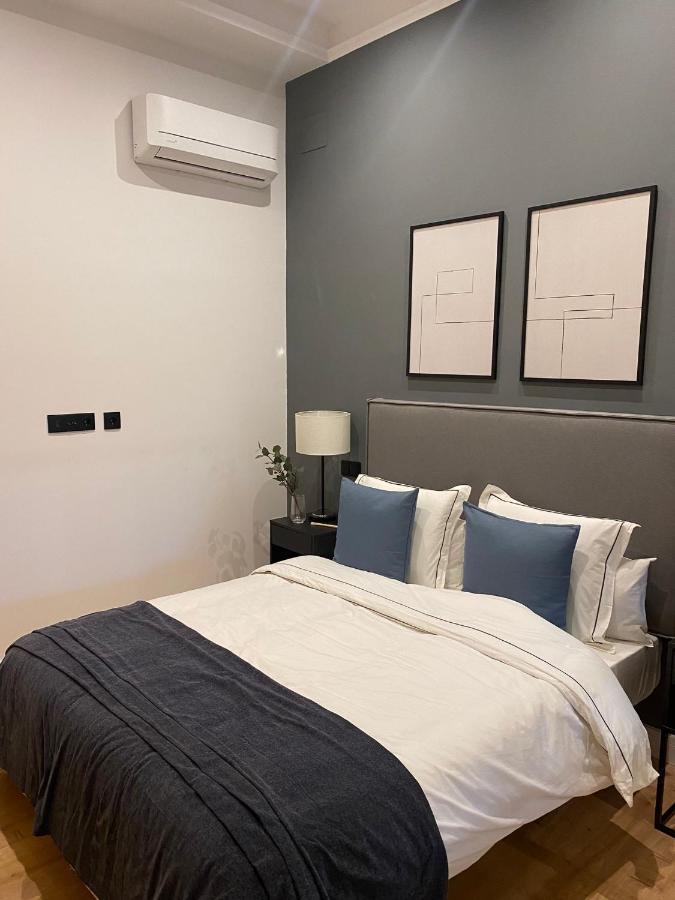 Exyca Embajadores Apartment มาดริด ภายนอก รูปภาพ