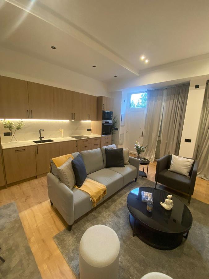 Exyca Embajadores Apartment มาดริด ภายนอก รูปภาพ